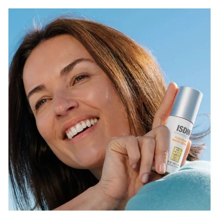 Isdin Fotoprotector Fusion Water Magic Repair FPS 50 50ml - Imagem 3